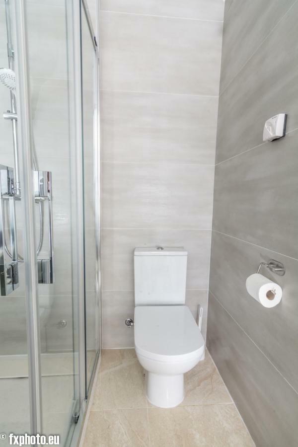 Eluxuria Sunny Villa Торевьиа Экстерьер фото