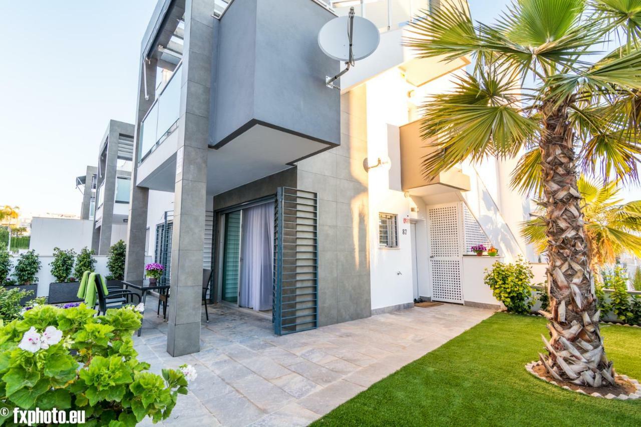 Eluxuria Sunny Villa Торевьиа Экстерьер фото